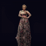De que trata la canción send my love de Adele.