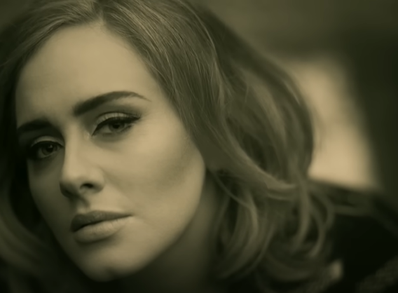 De que trata la canción hello de Adele